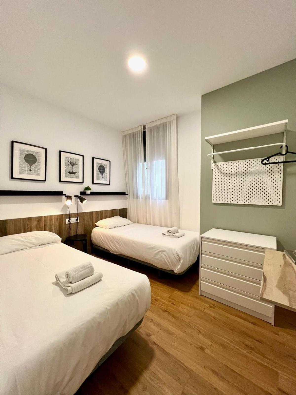 Apartamentos De Pradas Valencia Eksteriør bilde
